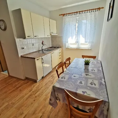 Sokolic Apartament Nerezine