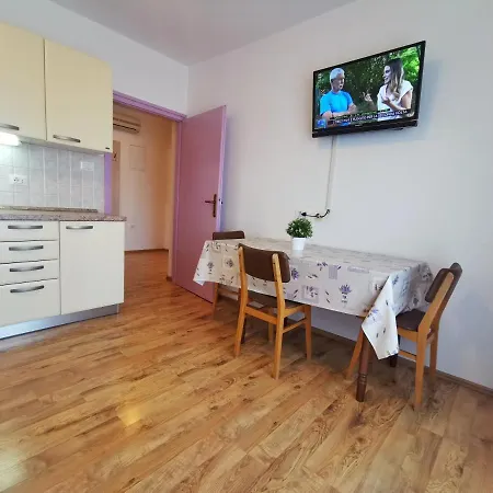 Sokolic Apartament *