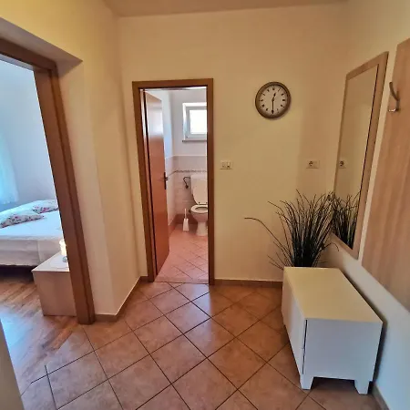 Apartament Sokolic Nerezine