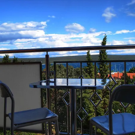 Apartament Sokolic Nerezine