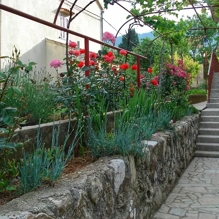 Sokolic Apartment Nerezine